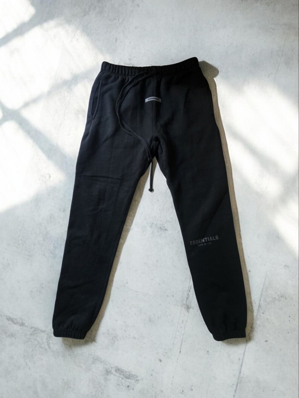 Fear of God Essentials Sweatpants (SS22) Size S Authentic Justin Bieber style